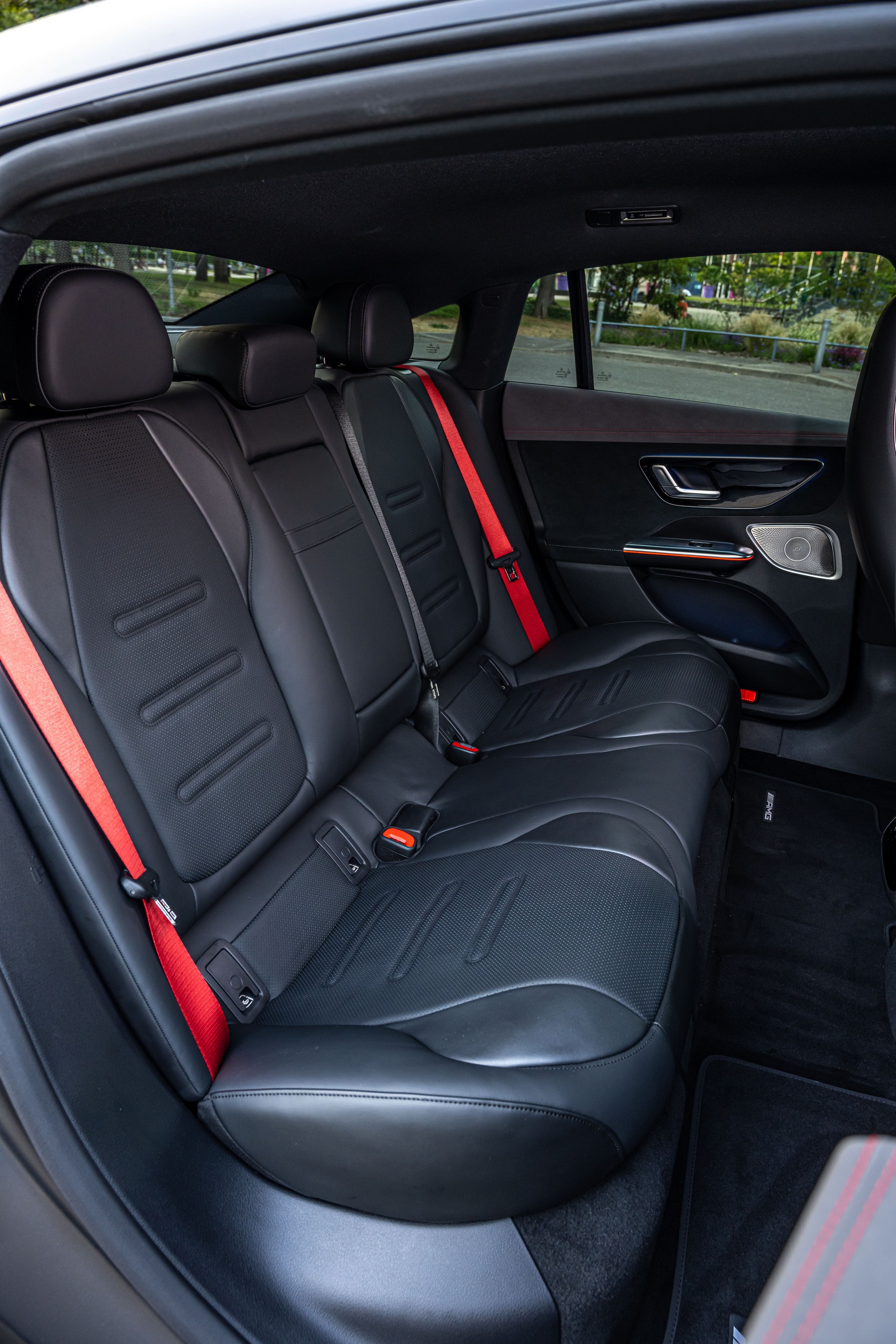 Download 2023 Mercedes-AMG EQE 53 4Matic+ - Interior, Rear Seats HD Phone Wallpaper 1920x2880 #68