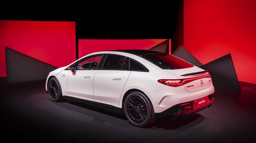 2023 Mercedes-AMG EQE 53 4Matic+ - Rear Three-Quarter Wallpaper 850x478 #184