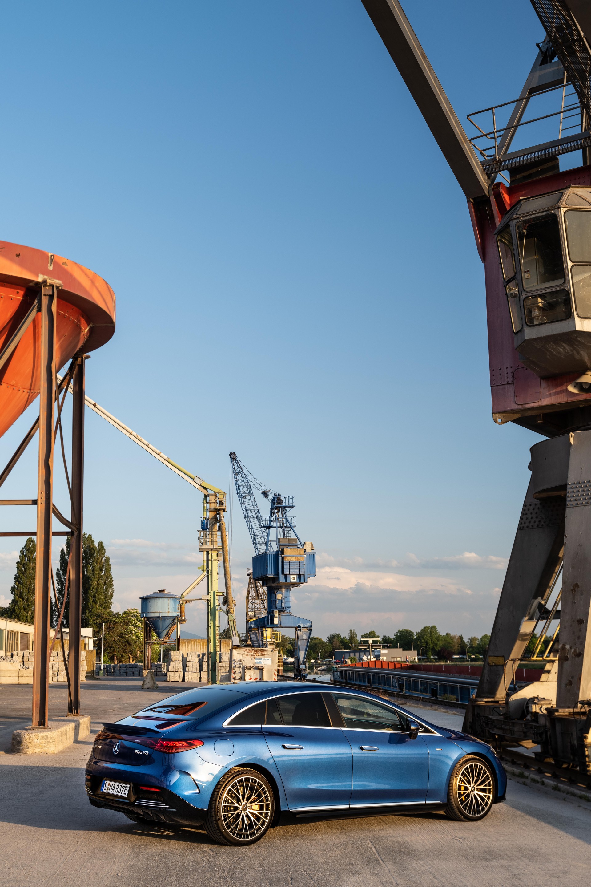 Download 2023 Mercedes-AMG EQE 53 4Matic+ - Rear Three-Quarter HD Phone Wallpaper 1920x2880 #101