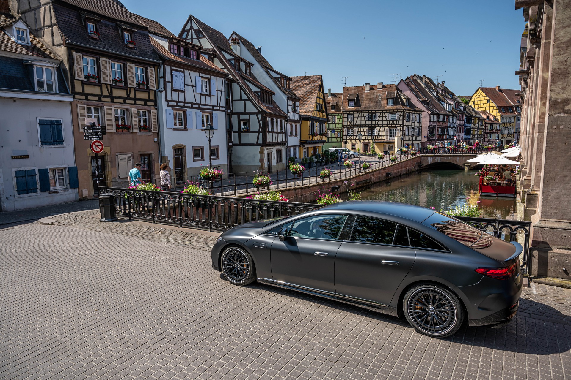 Download 2023 Mercedes-AMG EQE 53 4Matic+ - Rear Three-Quarter HD Wallpaper 1920x1280 #9