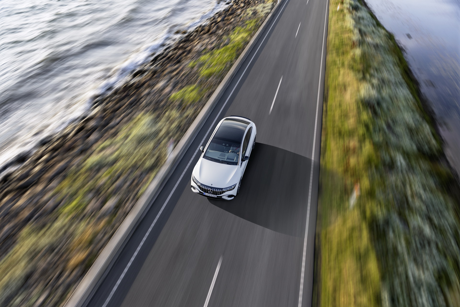 Download 2023 Mercedes-AMG EQE 53 4Matic+ - Top HD Wallpaper 1921x1281 #148