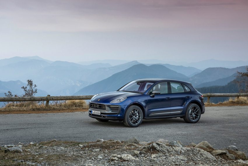 2023 Porsche Macan T - Front Three-Quarter Wallpaper 850x567 #191
