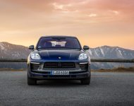 2023 Porsche Macan T - Front Wallpaper 190x150