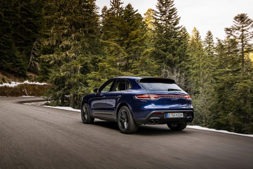 2023 Porsche Macan T - Rear Three-Quarter Wallpaper 850x567 #170