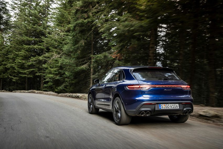 2023 Porsche Macan T - Rear Three-Quarter Wallpaper 850x567 #167