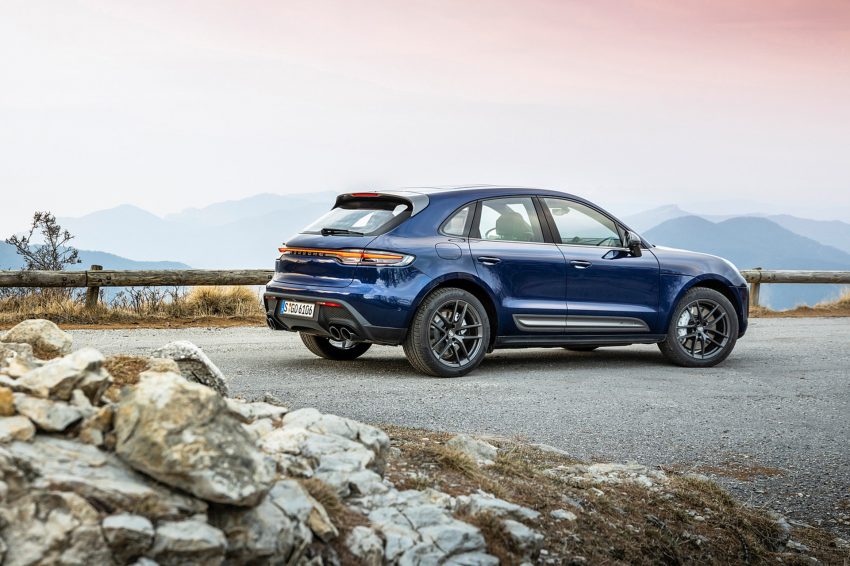 2023 Porsche Macan T - Rear Three-Quarter Wallpaper 850x566 #194