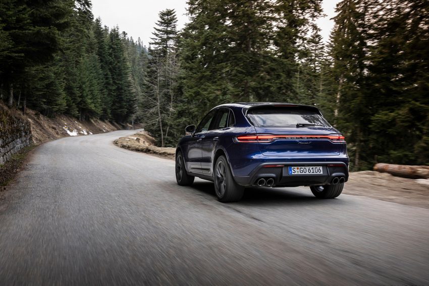 2023 Porsche Macan T - Rear Three-Quarter Wallpaper 850x567 #171