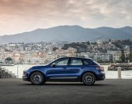 2023 Porsche Macan T - Side Wallpaper 190x150