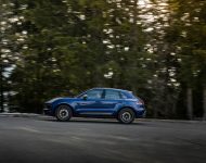 2023 Porsche Macan T - Side Wallpaper 190x150
