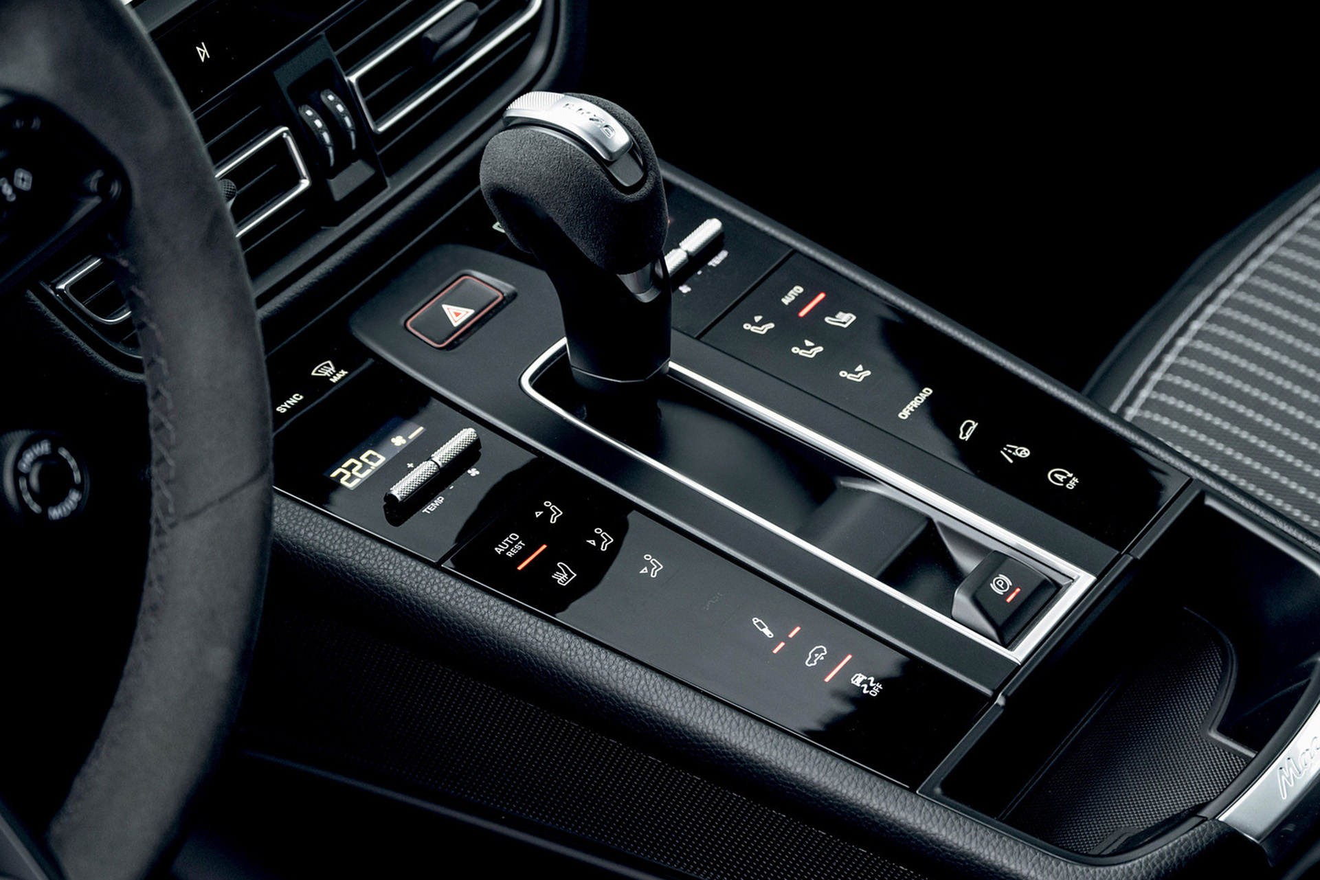 Download 2023 Porsche Macan T - Central Console HD Wallpaper 1921x1281 #149