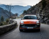 2023 Porsche Macan T - Front Wallpaper 190x150