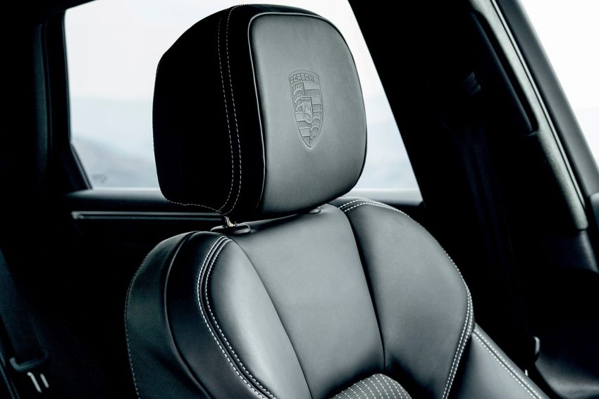 2023 Porsche Macan T - Interior, Front Seats Wallpaper 850x567 #154