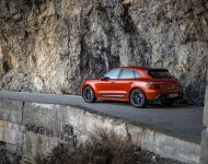 2023 Porsche Macan T - Rear Three-Quarter Wallpaper 190x150