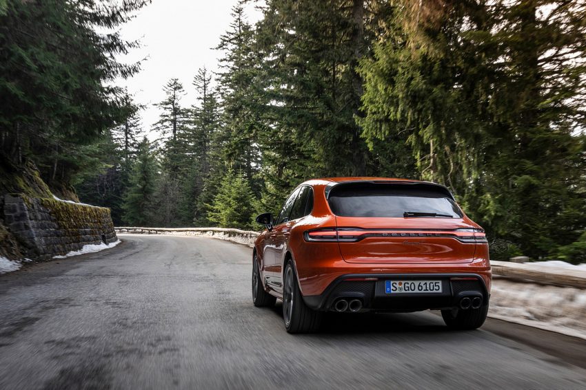 2023 Porsche Macan T - Rear Wallpaper 850x567 #105