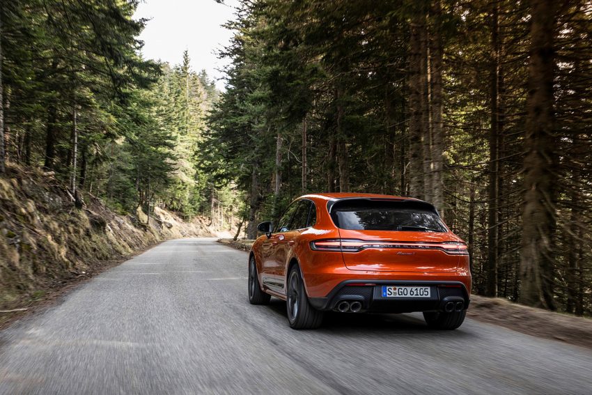 2023 Porsche Macan T - Rear Wallpaper 850x567 #107