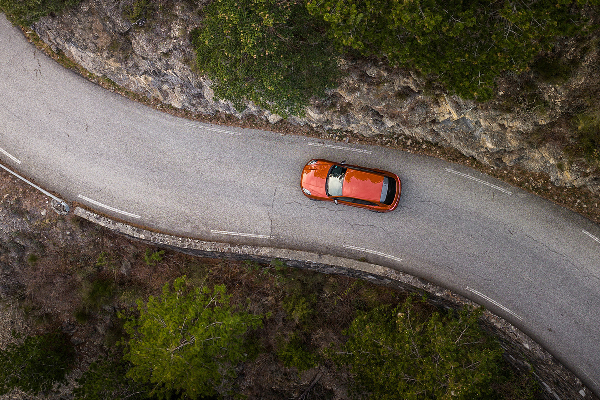 Download 2023 Porsche Macan T - Top HD Wallpaper 1921x1281 #109