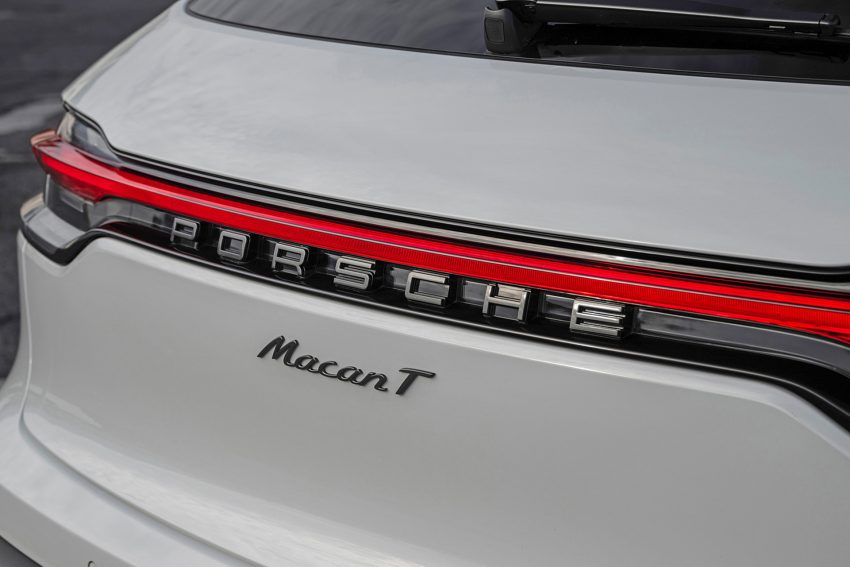 2023 Porsche Macan T - Badge Wallpaper 850x567 #63