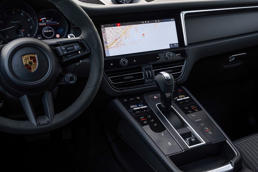 2023 Porsche Macan T - Central Console Wallpaper 850x567 #73