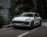 Download 2023 Porsche Macan T HD Wallpapers and Backgrounds
