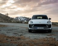 2023 Porsche Macan T - Front Wallpaper 190x150