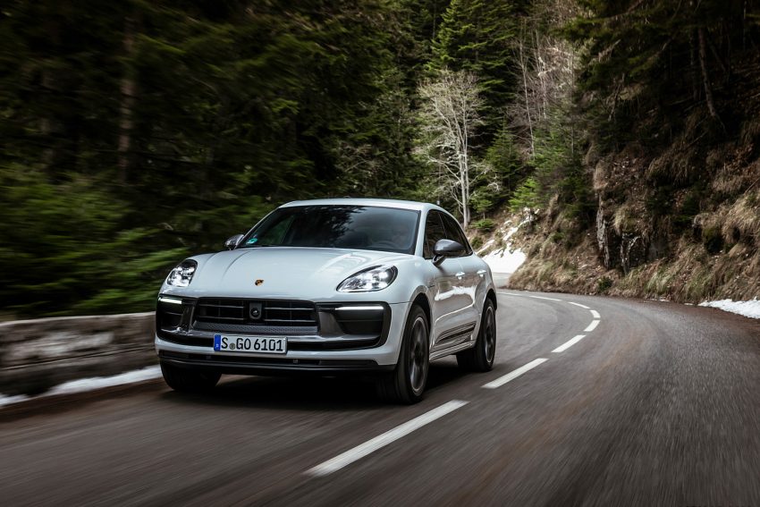 2023 Porsche Macan T - Front Wallpaper 850x567 #6