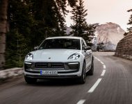 2023 Porsche Macan T - Front Wallpaper 190x150
