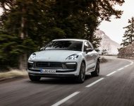 2023 Porsche Macan T - Front Wallpaper 190x150