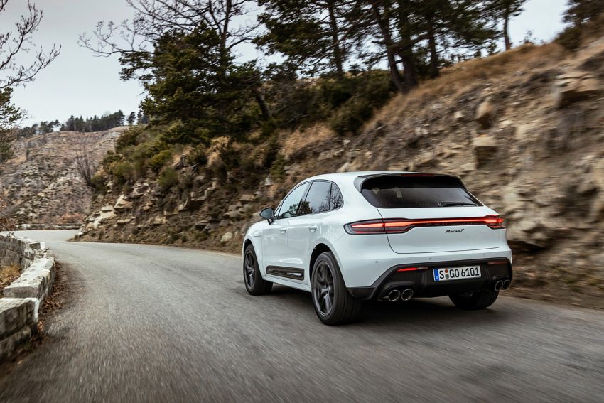 2023 Porsche Macan T - Rear Wallpaper 850x567 #16