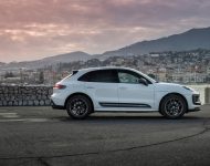 2023 Porsche Macan T - Side Wallpaper 190x150