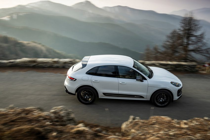 2023 Porsche Macan T - Side Wallpaper 850x567 #37