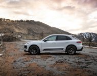 2023 Porsche Macan T - Side Wallpaper 190x150