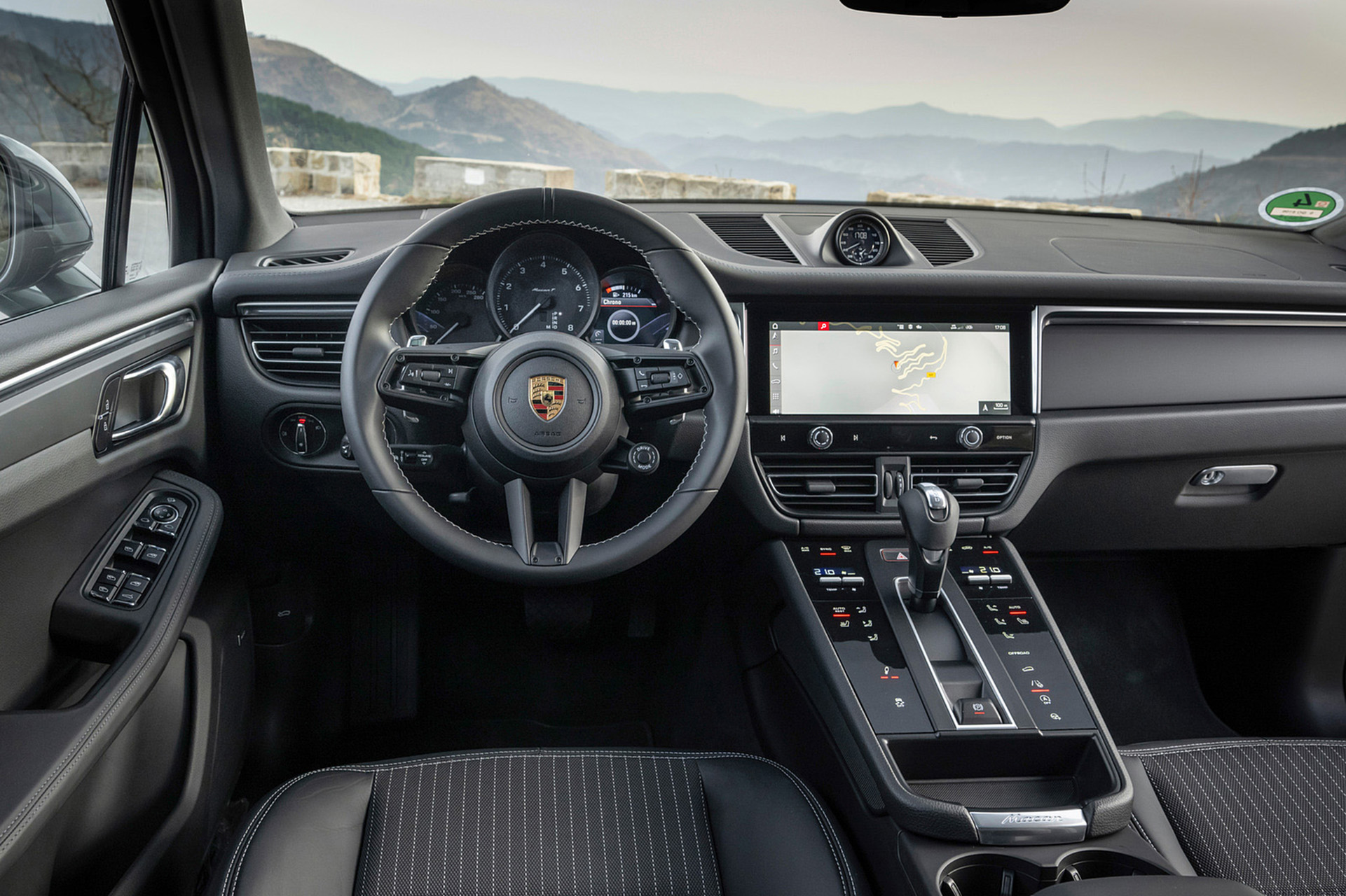 Download 2023 Porsche Macan T - Interior, Cockpit HD Wallpaper 1921x1280 #208