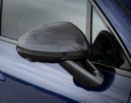 2023 Porsche Macan T - Mirror Wallpaper 190x150
