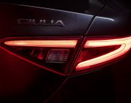 2022 Alfa Romeo Giulia Estrema - Tail Light Wallpaper 190x150