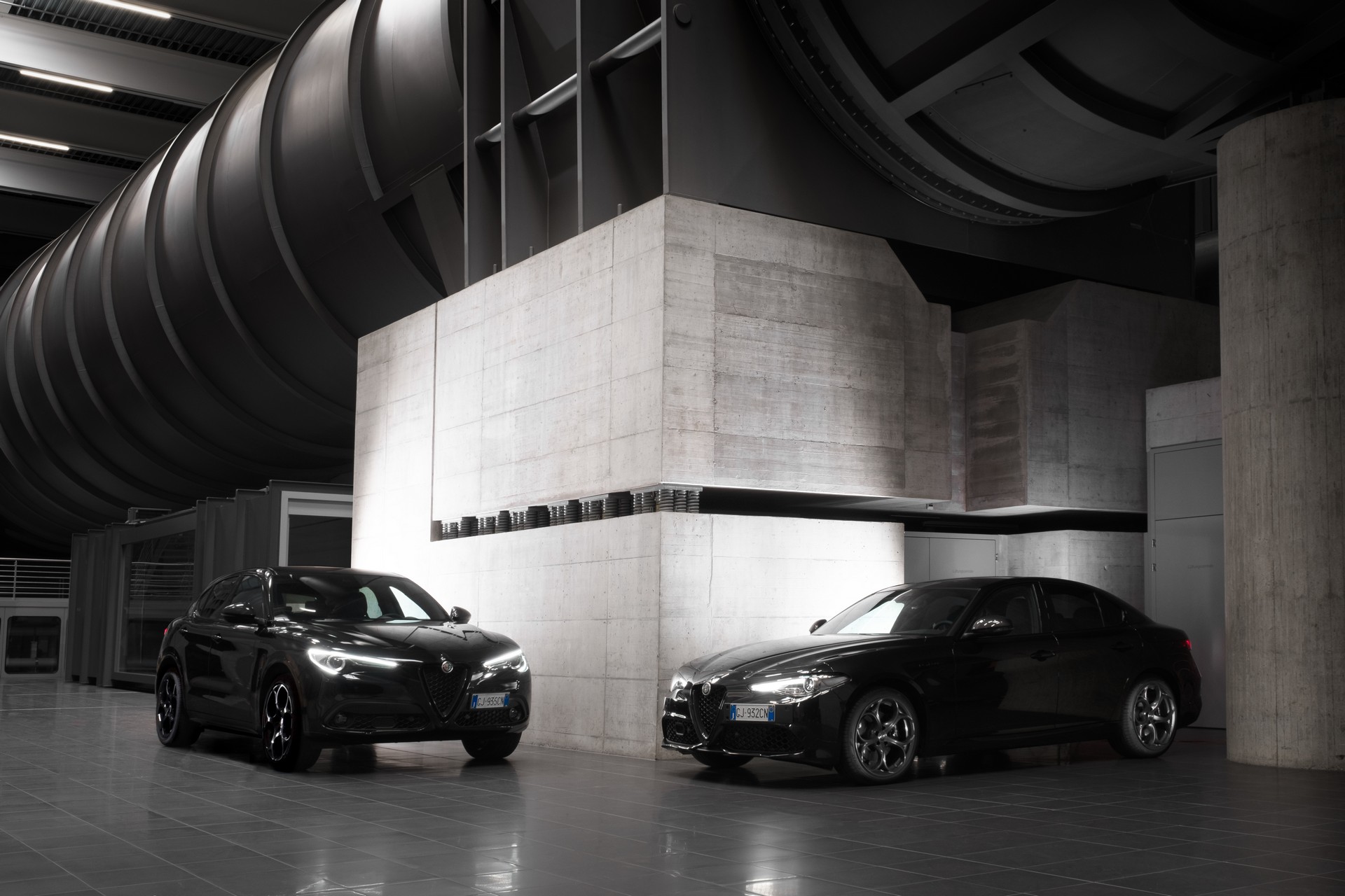 Download 2022 Alfa Romeo Giulia Estrema and Stelvio Estrema HD Wallpaper 1920x1280 #8