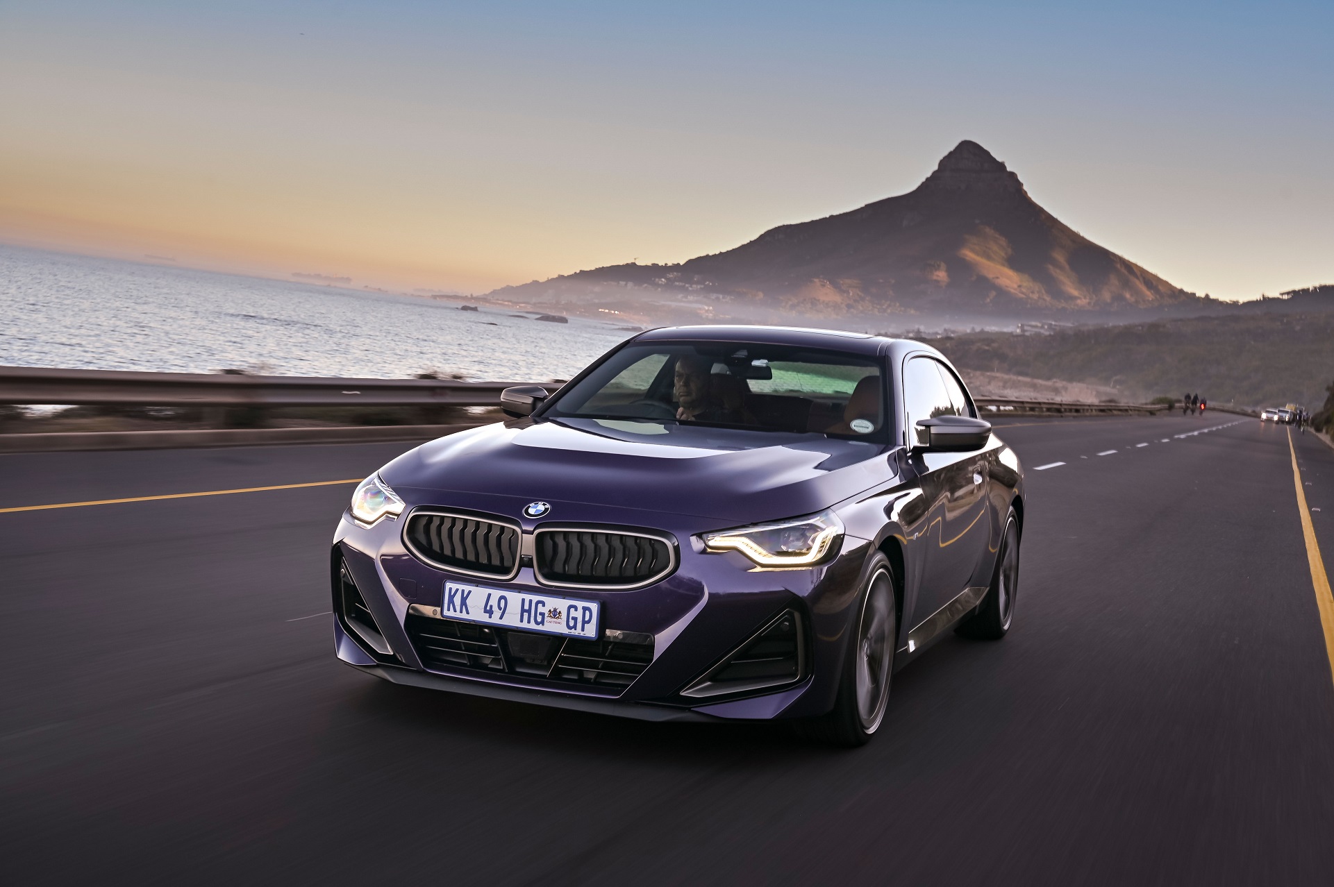 Download 2022 BMW M240i Coupé - SA version - Front Three-Quarter HD Wallpaper 1921x1278 #1