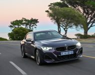 2022 BMW M240i Coupé - SA version - Front Three-Quarter Wallpaper 190x150