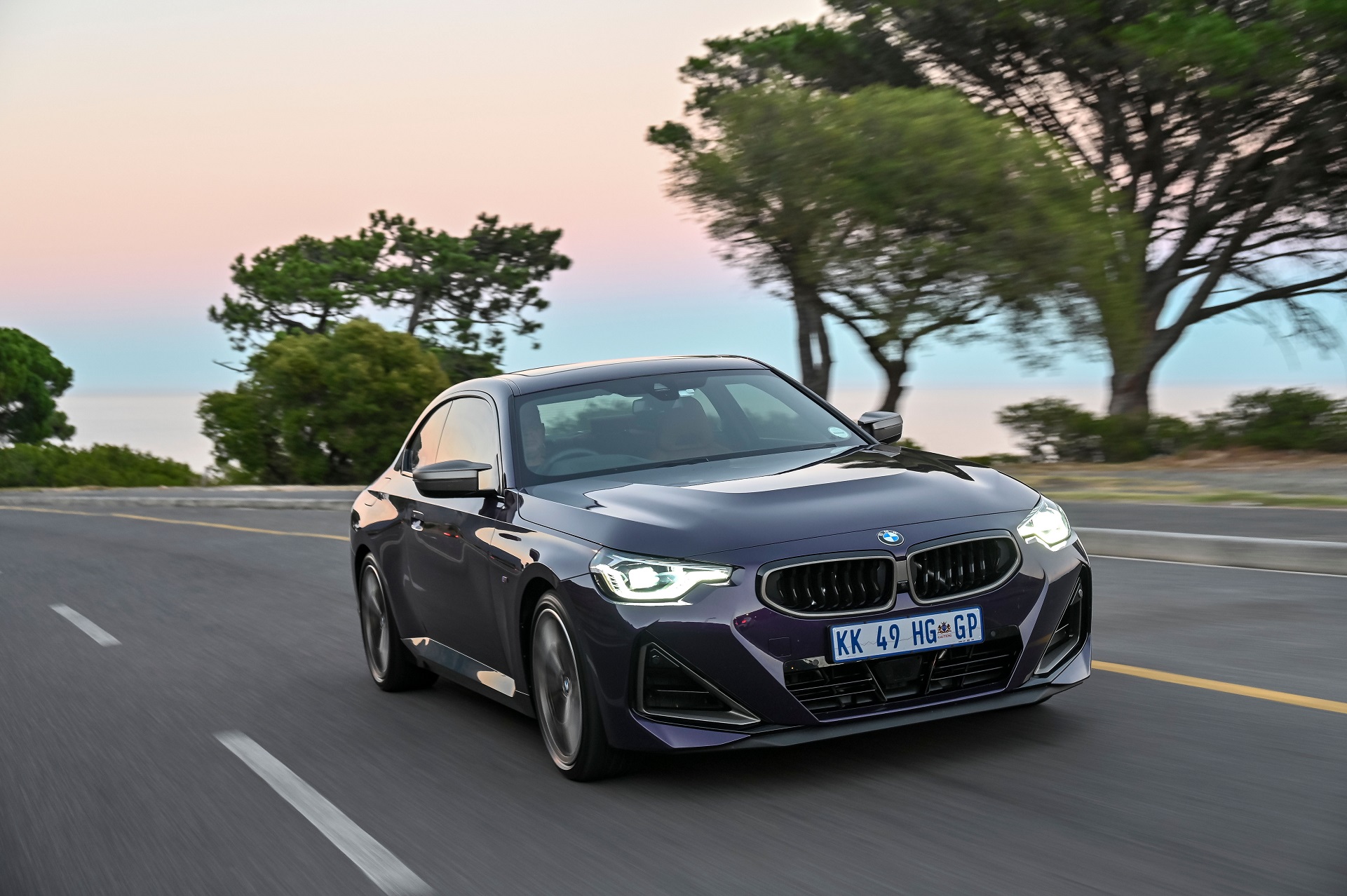 Download 2022 BMW M240i Coupé - SA version - Front Three-Quarter HD Wallpaper 1921x1278 #2