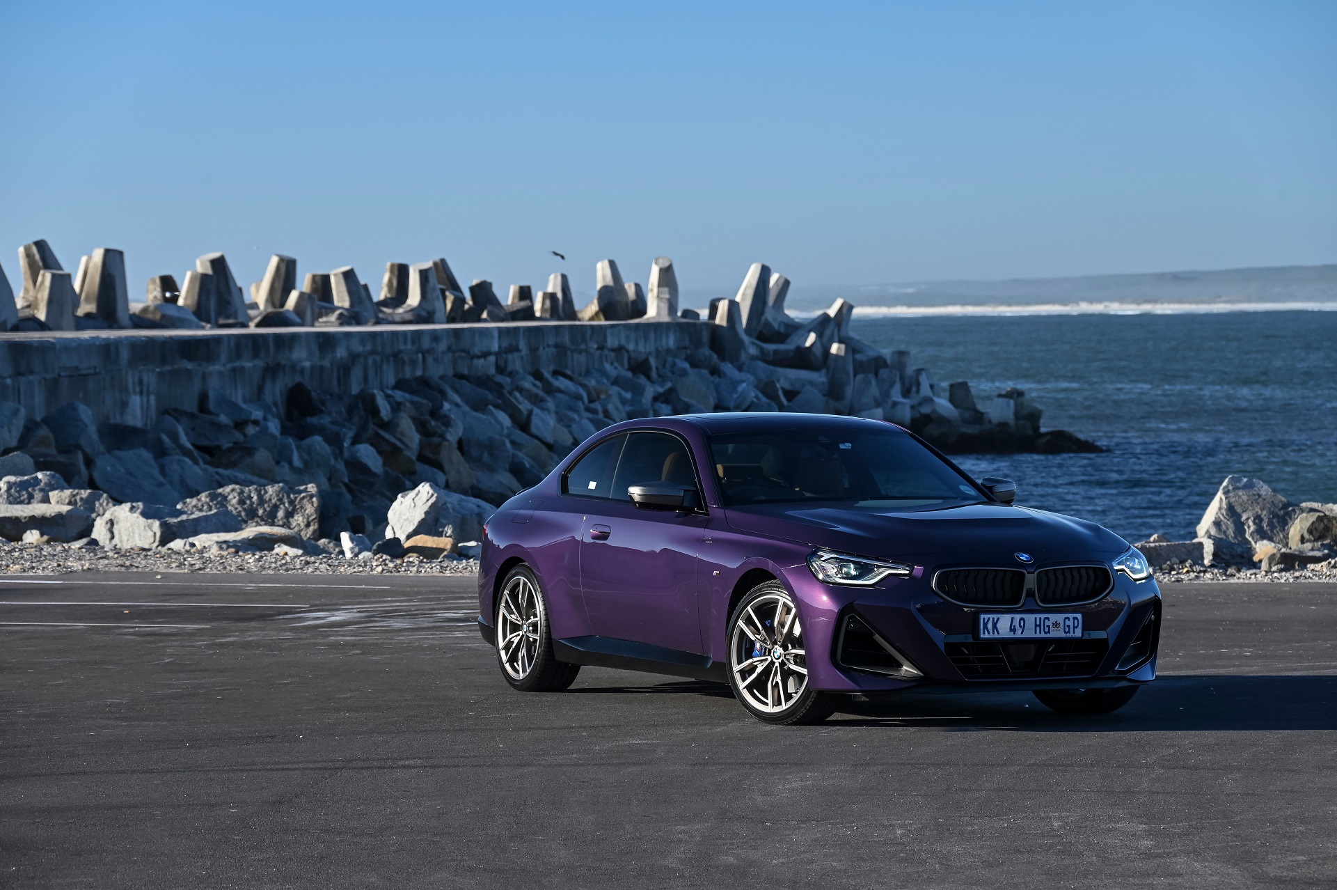 Download 2022 BMW M240i Coupé - SA version - Front Three-Quarter HD Wallpaper 1921x1278 #15