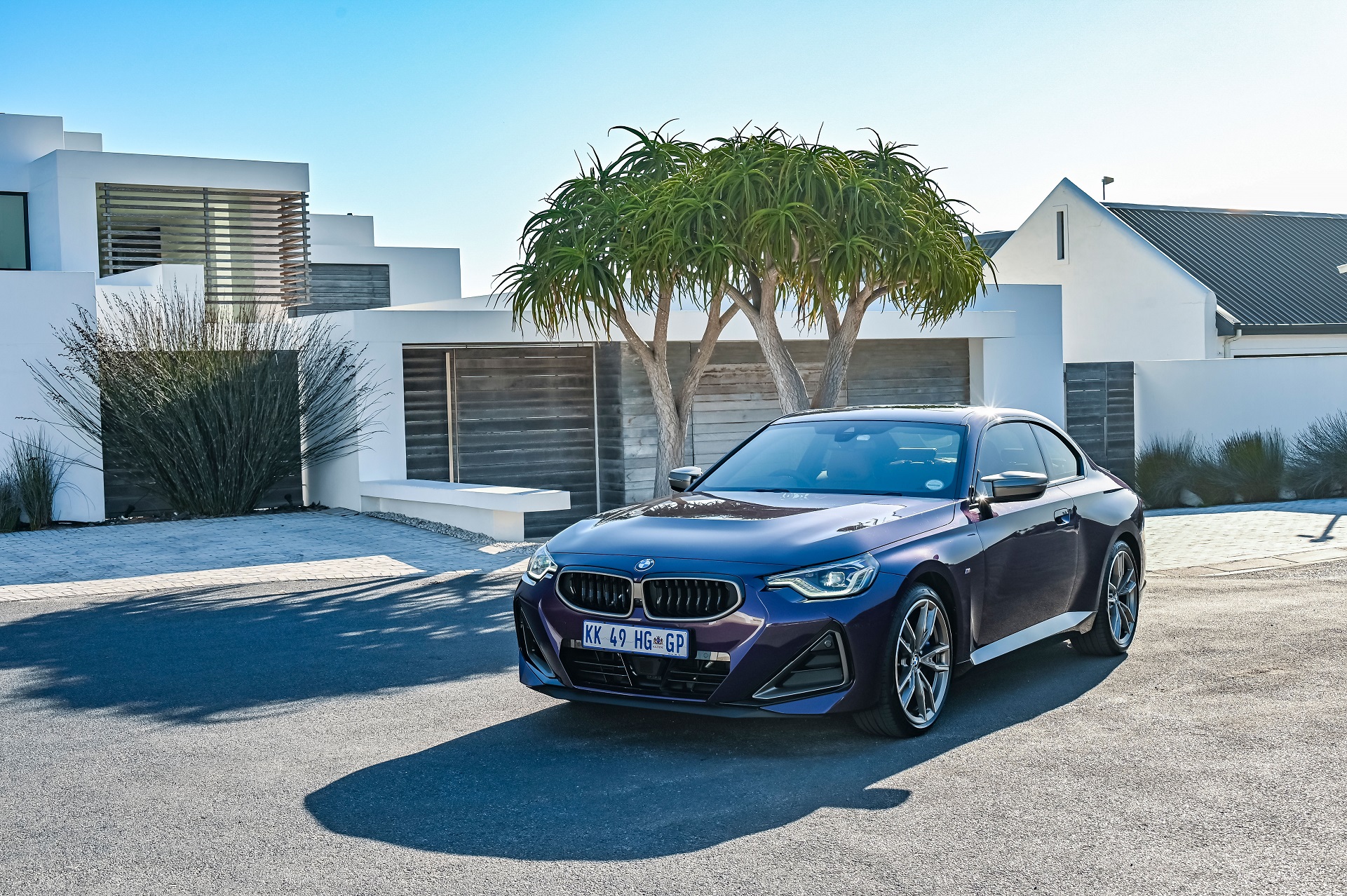 Download 2022 BMW M240i Coupé - SA version - Front Three-Quarter HD Wallpaper 1921x1278 #11
