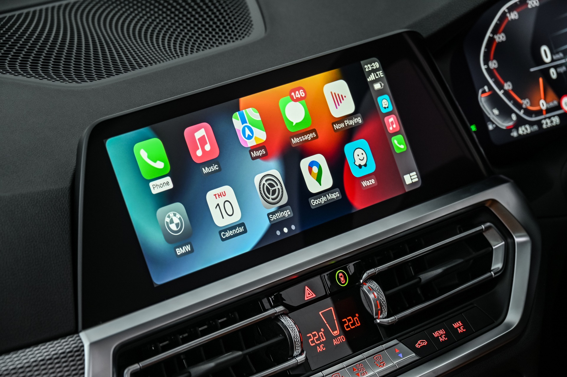 Download 2022 BMW M240i Coupé - SA version - Interior, Detail HD Wallpaper 1921x1278 #31