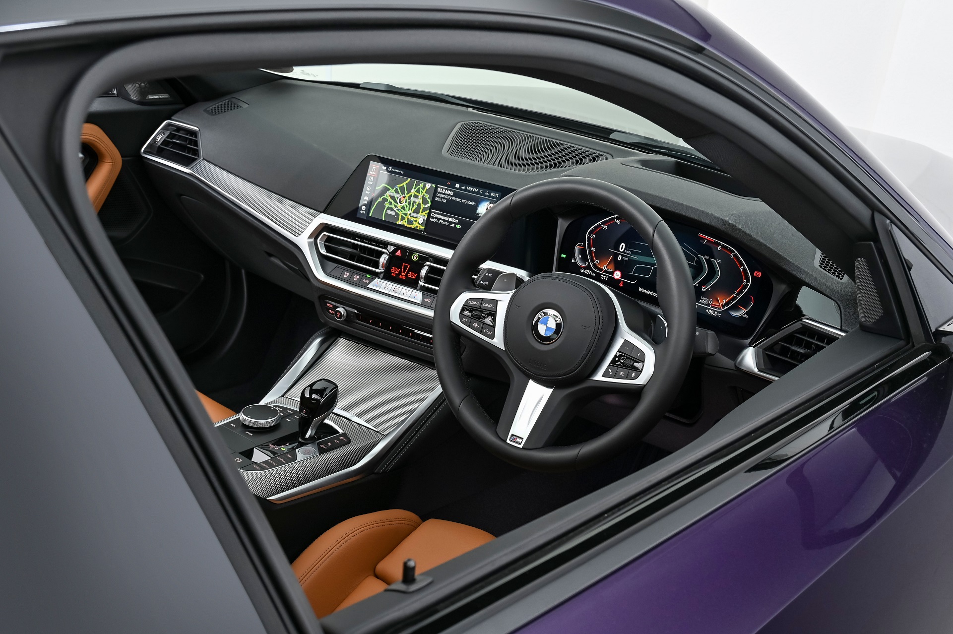Download 2022 BMW M240i Coupé - SA version - Interior HD Wallpaper 1921x1278 #27