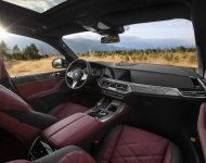 2022 BMW X5 xDrive40Li - Interior Wallpaper 190x150