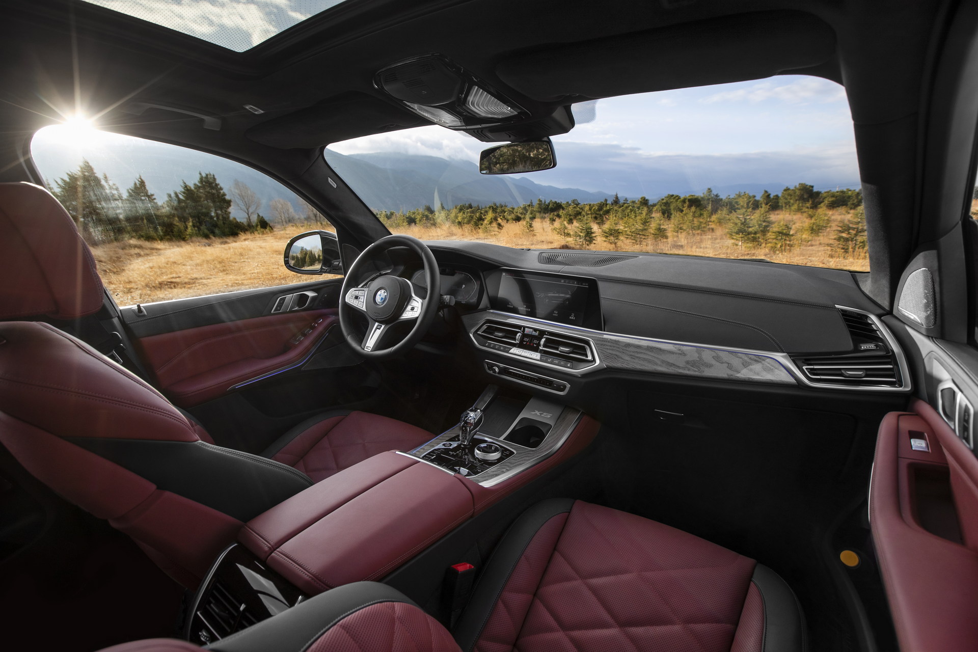 Download 2022 BMW X5 xDrive40Li - Interior HD Wallpaper 1920x1280 #11