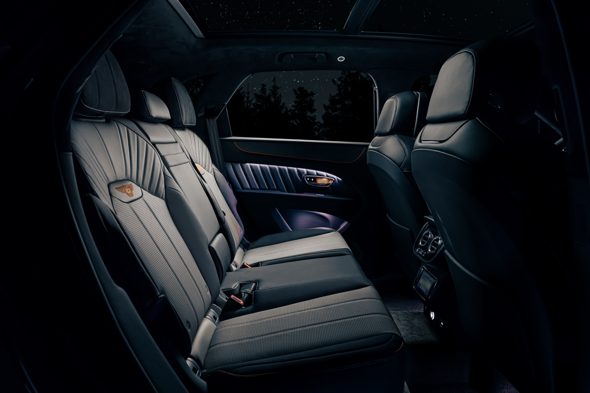 Download 2022 Bentley Bentayga Speed Space Edition - Interior, Rear Seats HD Wallpaper 1920x1281 #9