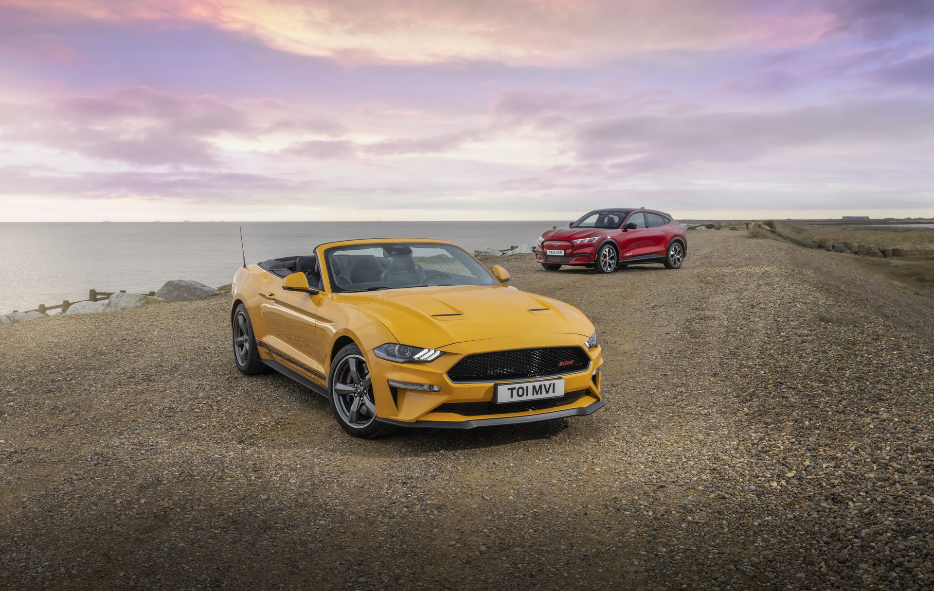 Download 2022 Ford Mustang California Special - Front HD Wallpaper 1920x1216 #6