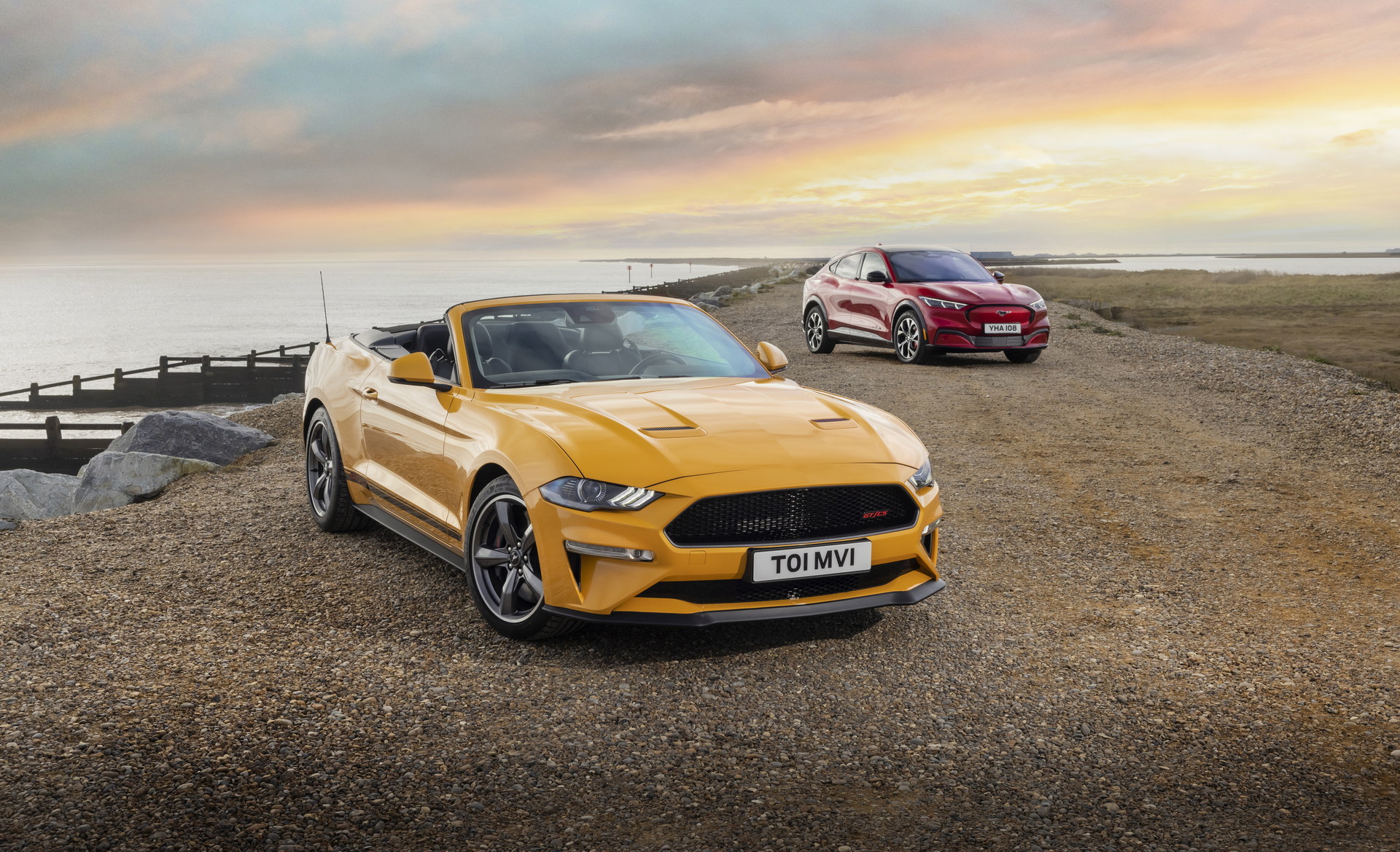 Download 2022 Ford Mustang California Special - Front HD Wallpaper 1920x1169 #7