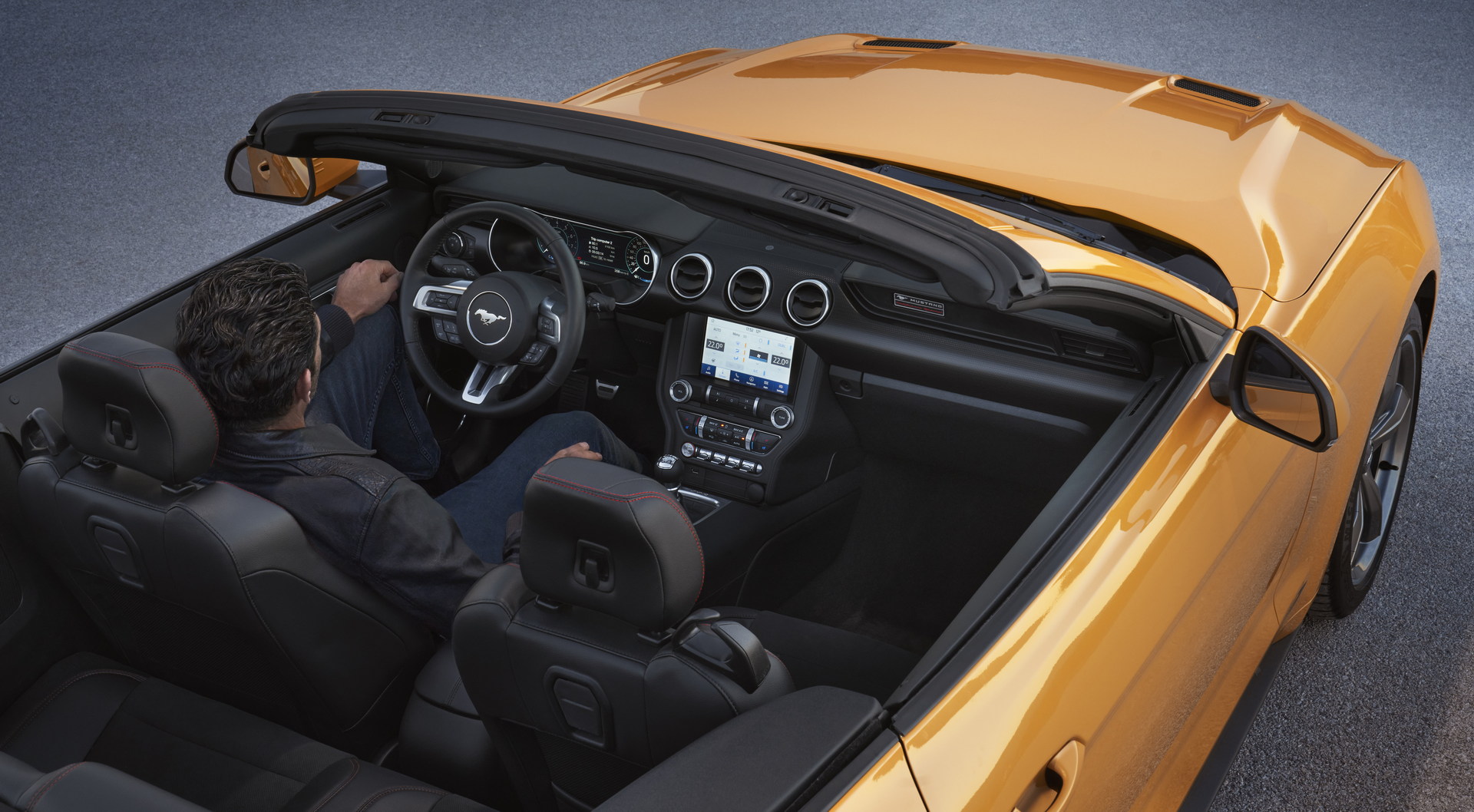 Download 2022 Ford Mustang California Special - Interior HD Wallpaper 1920x1058 #21