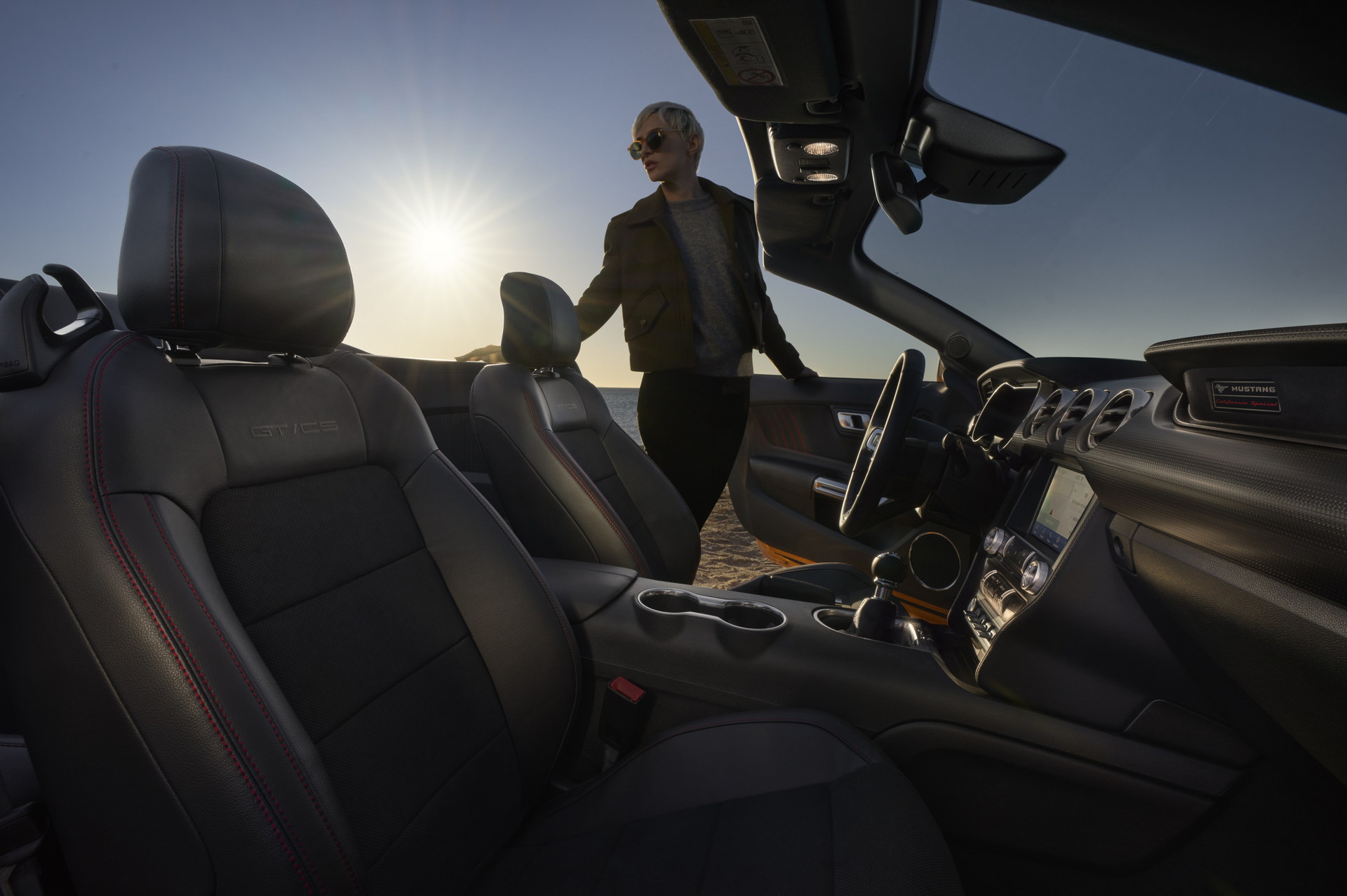 Download 2022 Ford Mustang California Special - Interior HD Wallpaper 1920x1277 #28