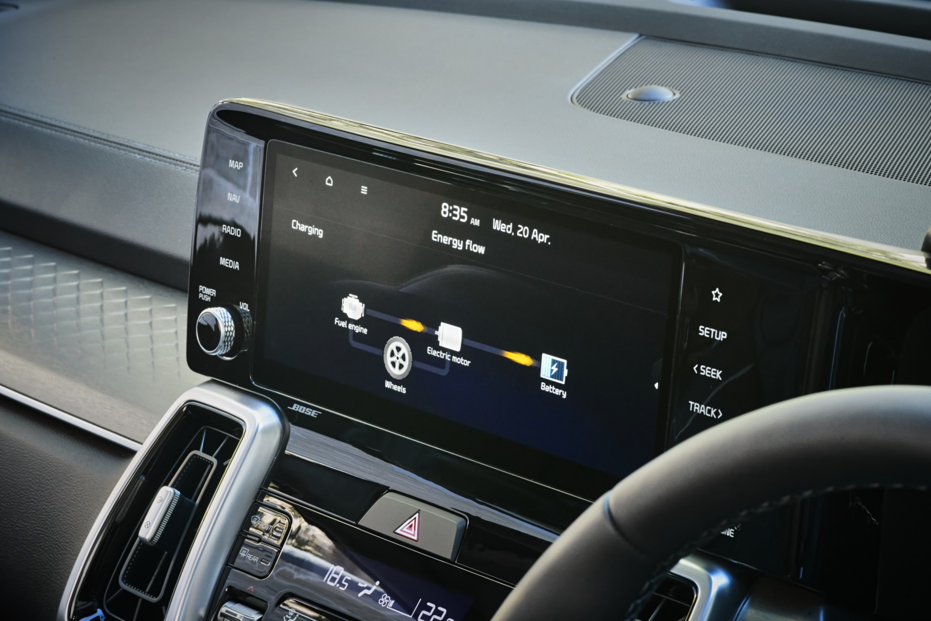 Download 2022 Kia Sorento Hybrid GT-Line - AU version - Central Console HD Wallpaper 1920x1280 #13